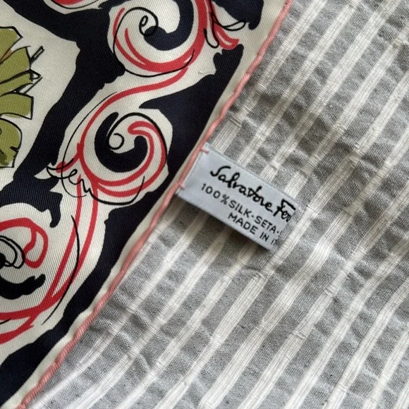 Classic Silk Ferragamo Scarf - Picture 2 of 7